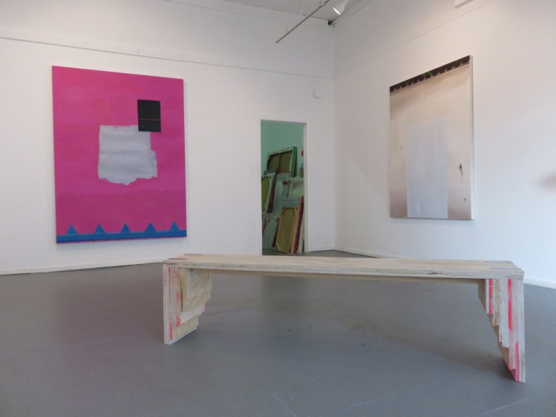 Painting by Brett Barmby. Review of exhibition at Avenue Gallery by Nicole Dumas for Vandocument.